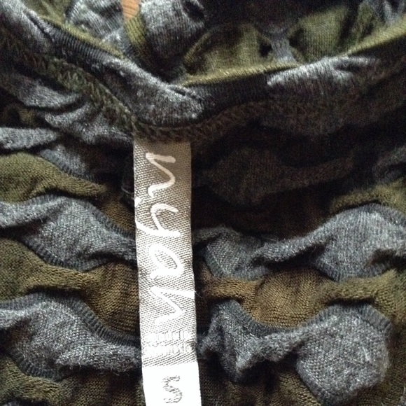 Nyah A Line Tunic S Green High Low Lagenl… - Picture 6 of 7